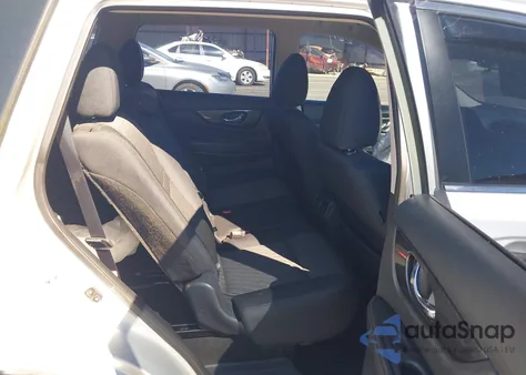 2018 Nissan Rogue S z USA, uszkodzony, nr VIN 5N1AT2MT2JC754654